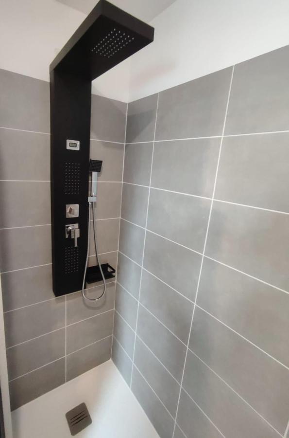 A L'Ombre Des Bois, Chambre Double Confort 뉴응수르벤브론 외부 사진